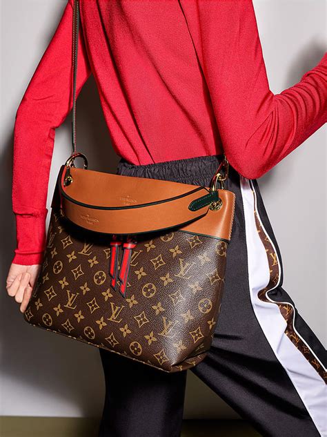 louis vuitton monet shoulder bag|Monogram Signature .